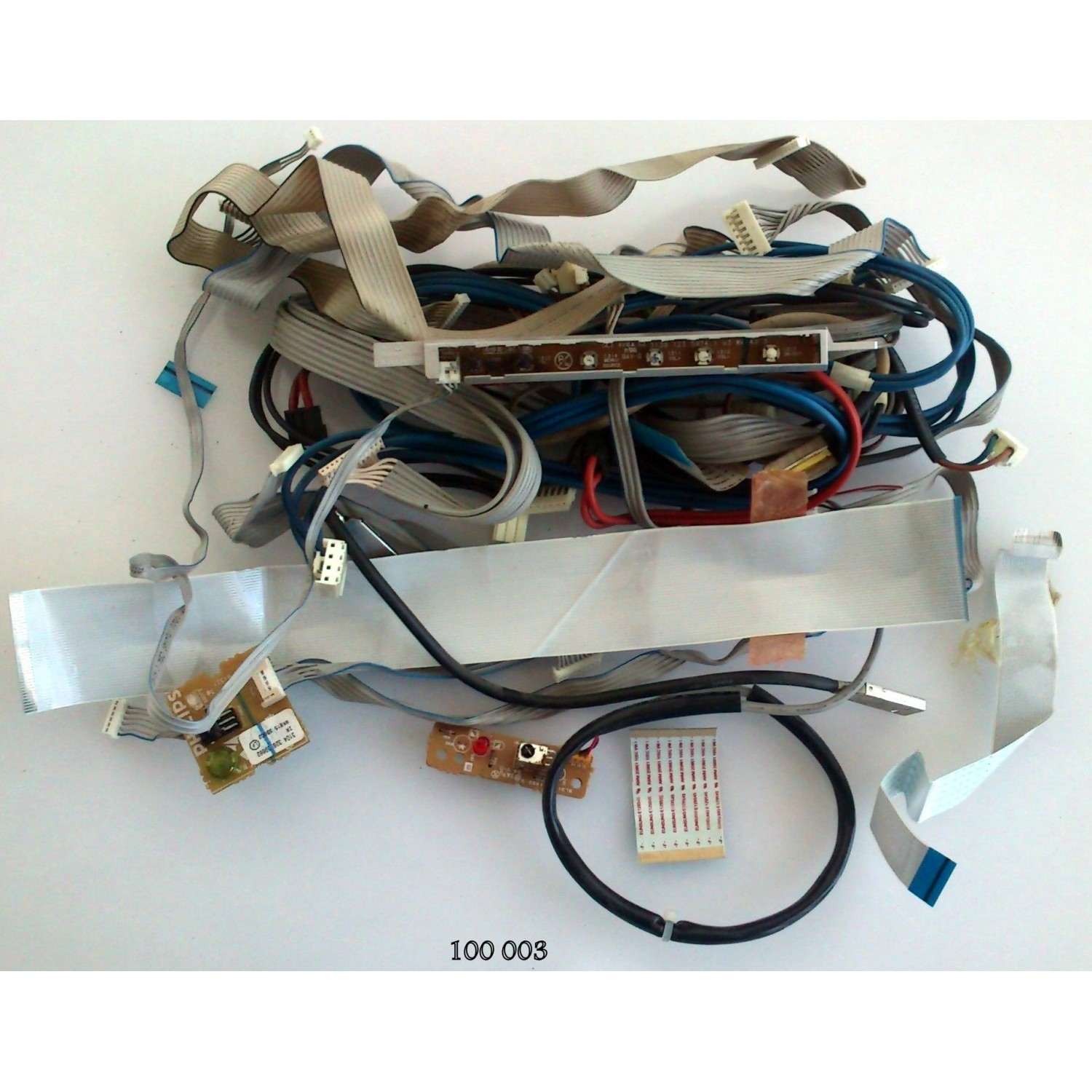 KIT DE CABLES PARA TV / PHILIPS 32PF7320A/37 MODELO 32PF7320A/37